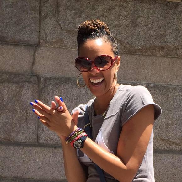 Meet your Posher, Anji - Picture 1 of 1